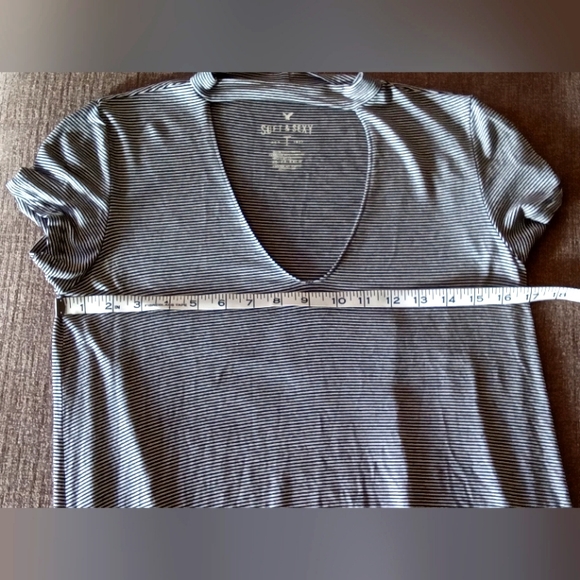 American Eagle Soft & Sexy Tee - Size XS - Picture 5 of 5